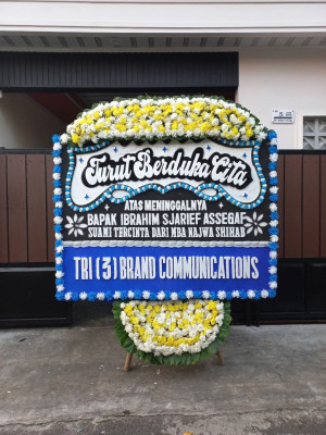 Papan Bunga Duka di Dusun Diilir